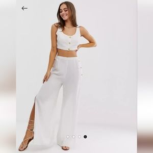 Glamorous Exclusive two piece button crop & beach pants
